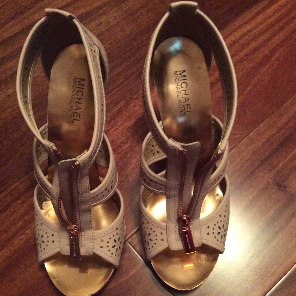 Authentic Michael Kors Rose Gold High Heels Size 8